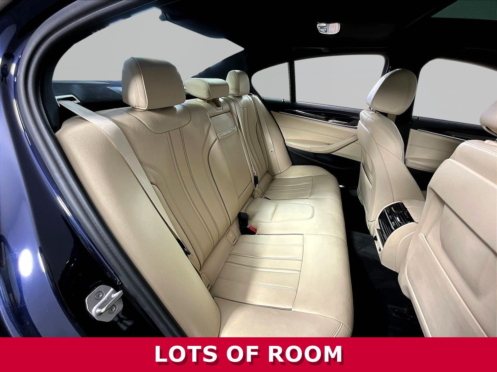 Used 2018 BMW 540i xDrive AWD/4WD image 24