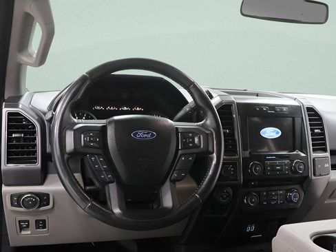 Used 2018 Ford F150 XLT w/ Equipment Group 302A Luxury AWD/4WD image 9