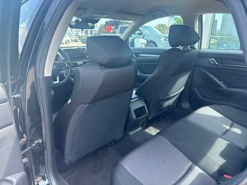 Certified 2019 Honda Accord LX image 32