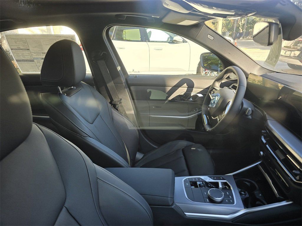 Used 2026 BMW 330i Sedan w/ Convenience Package RWD image 3