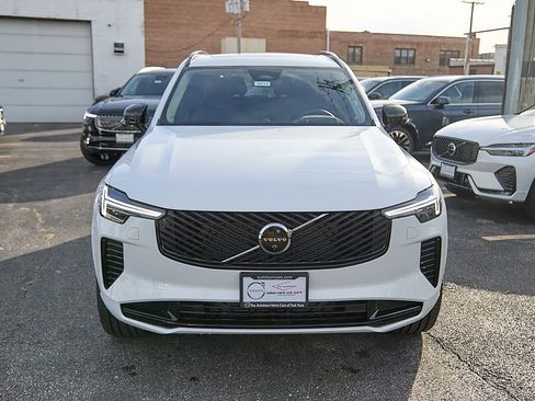 New 2026 Volvo XC90 B6 Ultra w/ Lounge Package image 5