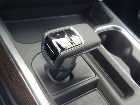 New 2026 GMC Sierra 1500 Elevation image 26