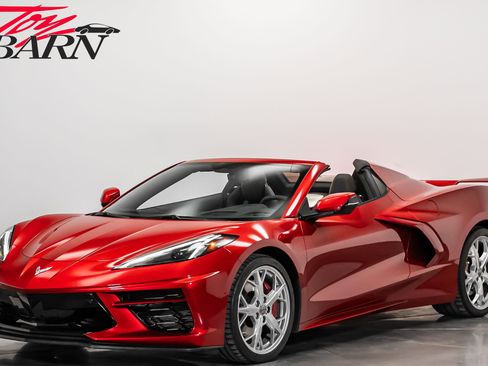 Used 2022 Chevrolet Corvette Stingray w/ Z51 Performance Package image 1