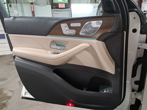 Used 2020 Mercedes-Benz GLE 350 image 26