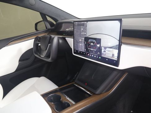 Used 2023 Tesla Model X AWD/4WD image 53