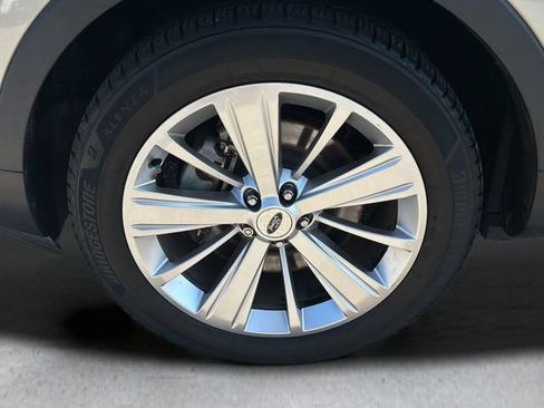 Used 2018 Ford Explorer Limited FWD image 26