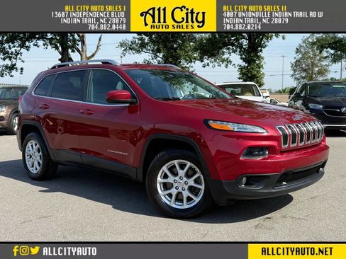 Used 2014 Jeep Cherokee Latitude w/ Cold Weather Group AWD/4WD image 1