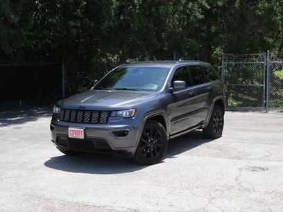 Used 2017 Jeep Grand Cherokee Altitude