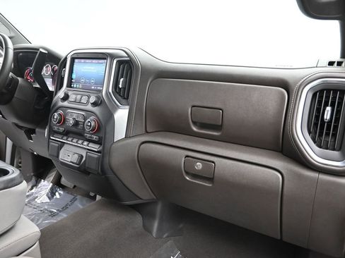 Used 2021 Chevrolet Silverado 1500 LT image 28