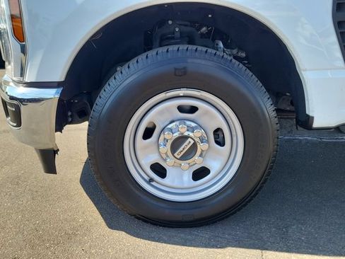 Certified 2024 Ford F350 XL w/ XL Chrome Package RWD image 28
