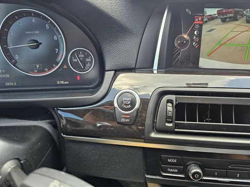 Used 2016 BMW 528i Sedan w/ Premium Package RWD image 15
