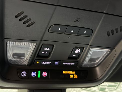 Certified 2023 Cadillac XT6 Luxury image 35