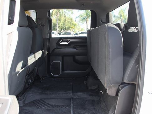 Used 2024 Chevrolet Silverado 2500 LT image 32