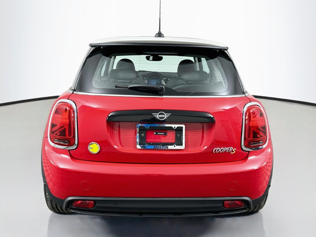 Used 2024 MINI Cooper SE FWD image 6