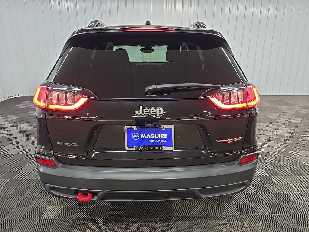 Used 2022 Jeep Cherokee Trailhawk w/ Premium Leather Package AWD/4WD image 11