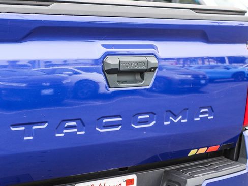 Used 2025 Toyota Tacoma SR5 RWD image 12