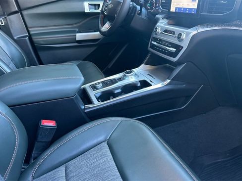 Used 2022 Ford Explorer Timberline image 19