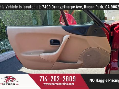 Used 2000 MAZDA MX-5 Miata RWD image 32