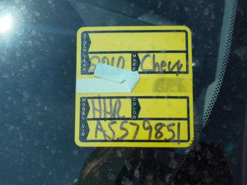 Used 2010 Chevrolet HHR LS FWD image 3
