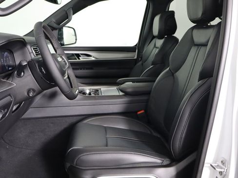 New 2026 Jeep Grand Wagoneer 4WD image 14