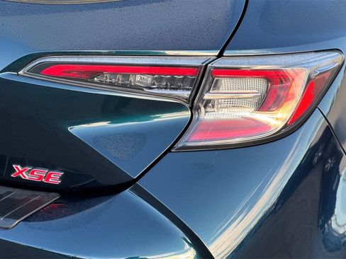 Used 2020 Toyota Corolla XSE image 35