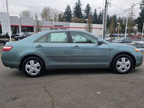 Used 2007 Toyota Camry LE image 8