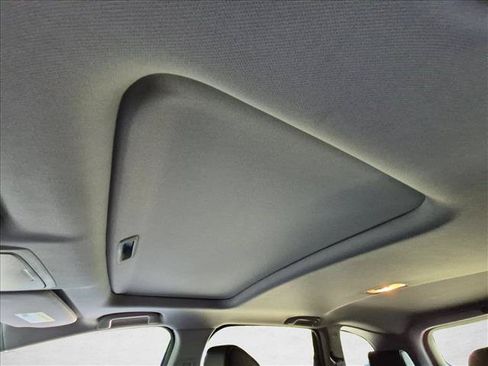 Used 2020 Honda CR-V Touring image 16