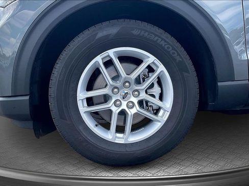 Used 2026 Ford Explorer Active RWD image 34
