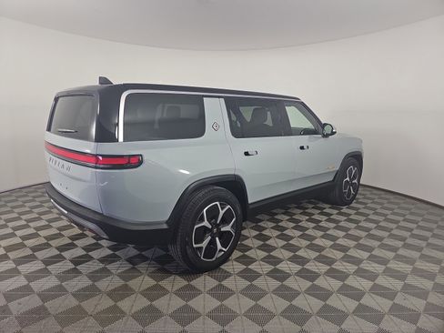 Used 2024 Rivian R1S Adventure image 5