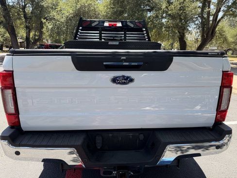 Used 2022 Ford F350 Lariat w/ Lariat Ultimate Package AWD/4WD image 4