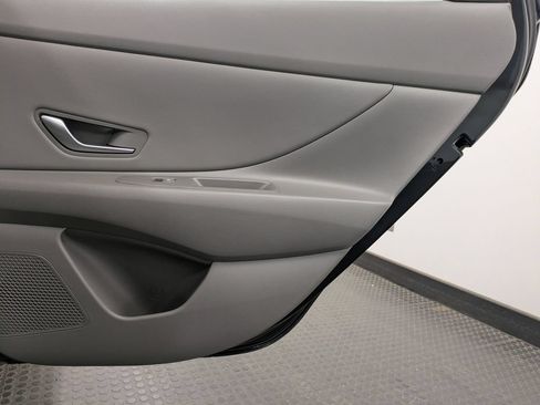 Certified 2023 Hyundai Elantra SEL w/ Convenience Package FWD image 25