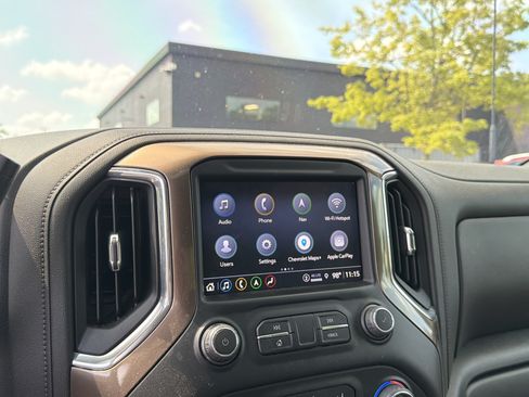Used 2022 Chevrolet Silverado 3500 High Country w/ Z71 Off-Road Package AWD/4WD image 20