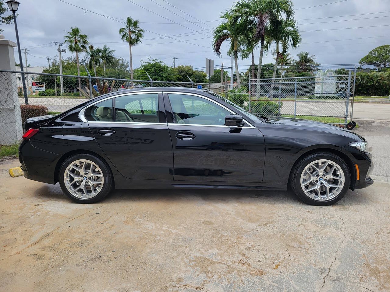 Used 2026 BMW 330i Sedan RWD image 4