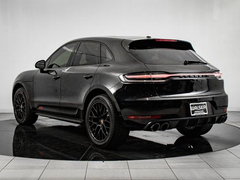 Certified 2021 Porsche Macan GTS image 3