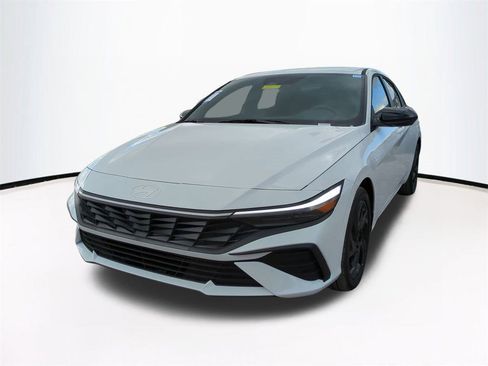 New 2026 Hyundai Elantra Sport image 9