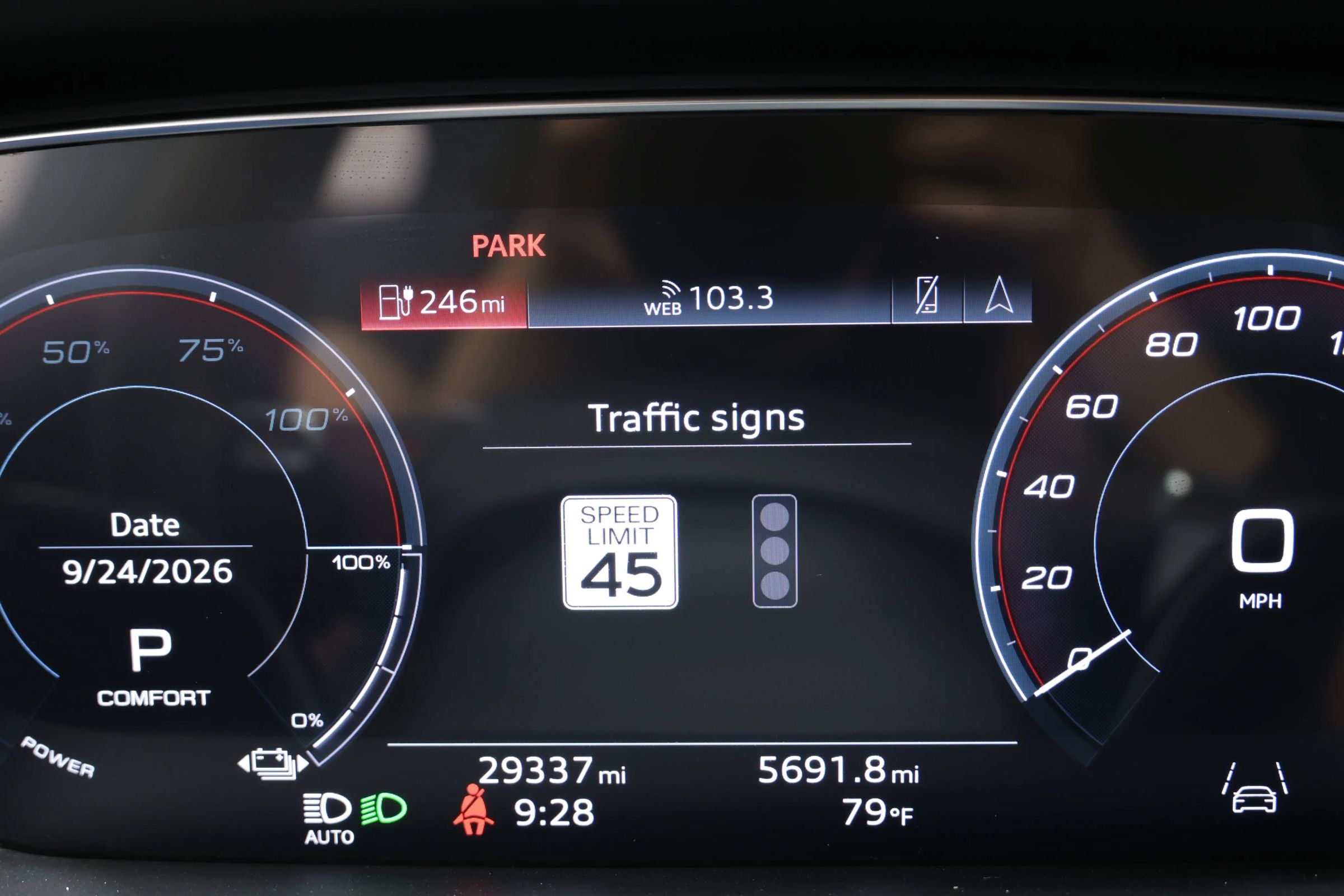 Used 2022 Audi RS e-tron GT w/ Year 1 Package AWD/4WD image 27