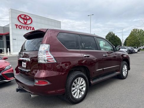 Used 2016 Lexus GX 460 w/ Premium Package AWD/4WD image 5