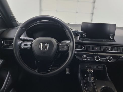 Used 2025 Honda Civic Sport image 12