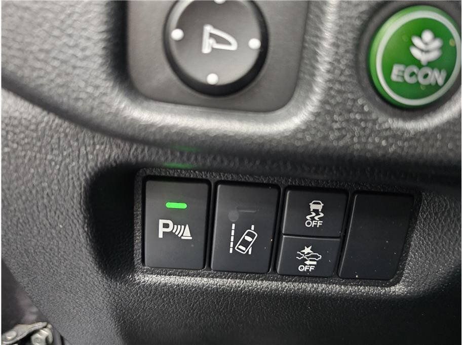 Used 2017 Honda Pilot Touring image 19
