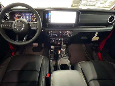 New 2025 Jeep Gladiator Sport image 6