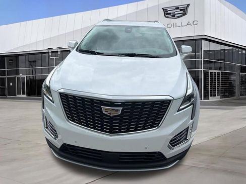 Used 2023 Cadillac XT5 Premium Luxury w/ Technology Package FWD image 6