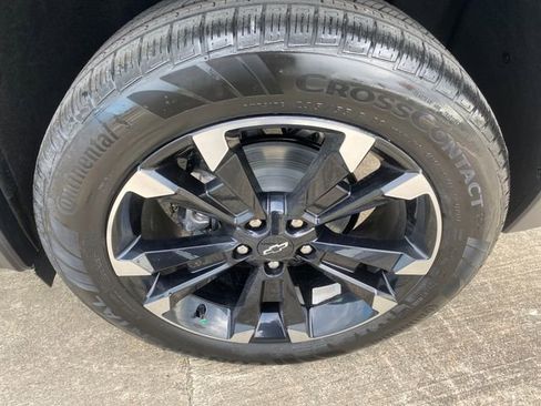 New 2026 Chevrolet Equinox RS w/ Convenience Package III FWD image 28