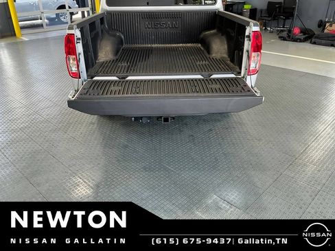 Used 2019 Nissan Frontier SV RWD image 8