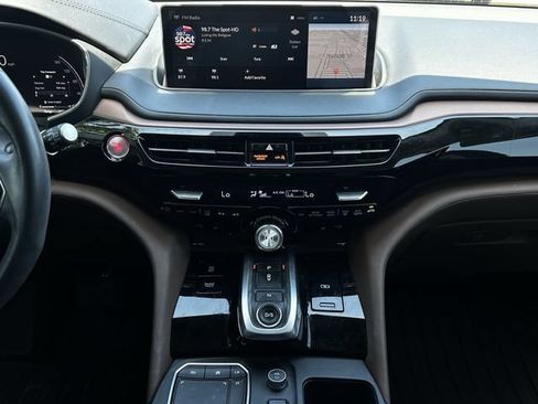 Used 2024 Acura MDX FWD w/ Technology Package image 17