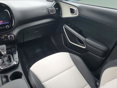 Certified 2024 Kia Soul GT-Line image 16