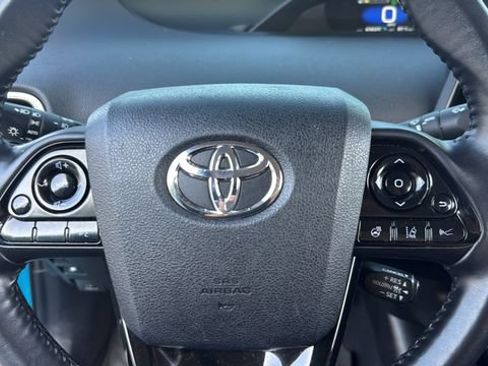 Used 2021 Toyota Prius Prime Limited FWD image 15