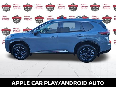 Used 2024 Nissan Rogue Platinum w/ Platinum Premium Package image 2