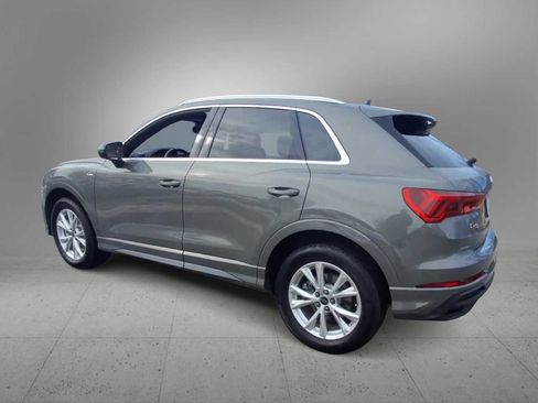 Certified 2025 Audi Q3 2.0T Premium w/ Convenience Package image 6