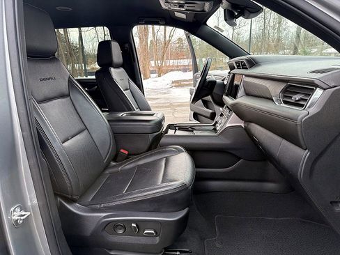 Used 2023 GMC Yukon Denali image 21