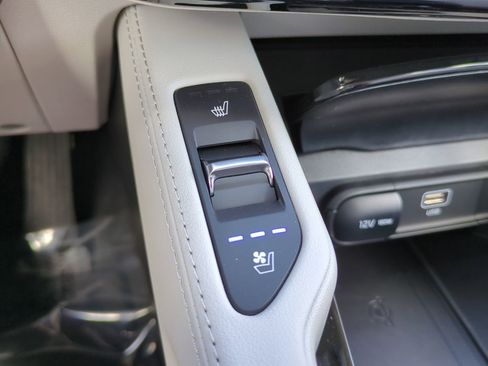 New 2025 Kia Telluride EX w/ EX Captain's Chair Package image 24